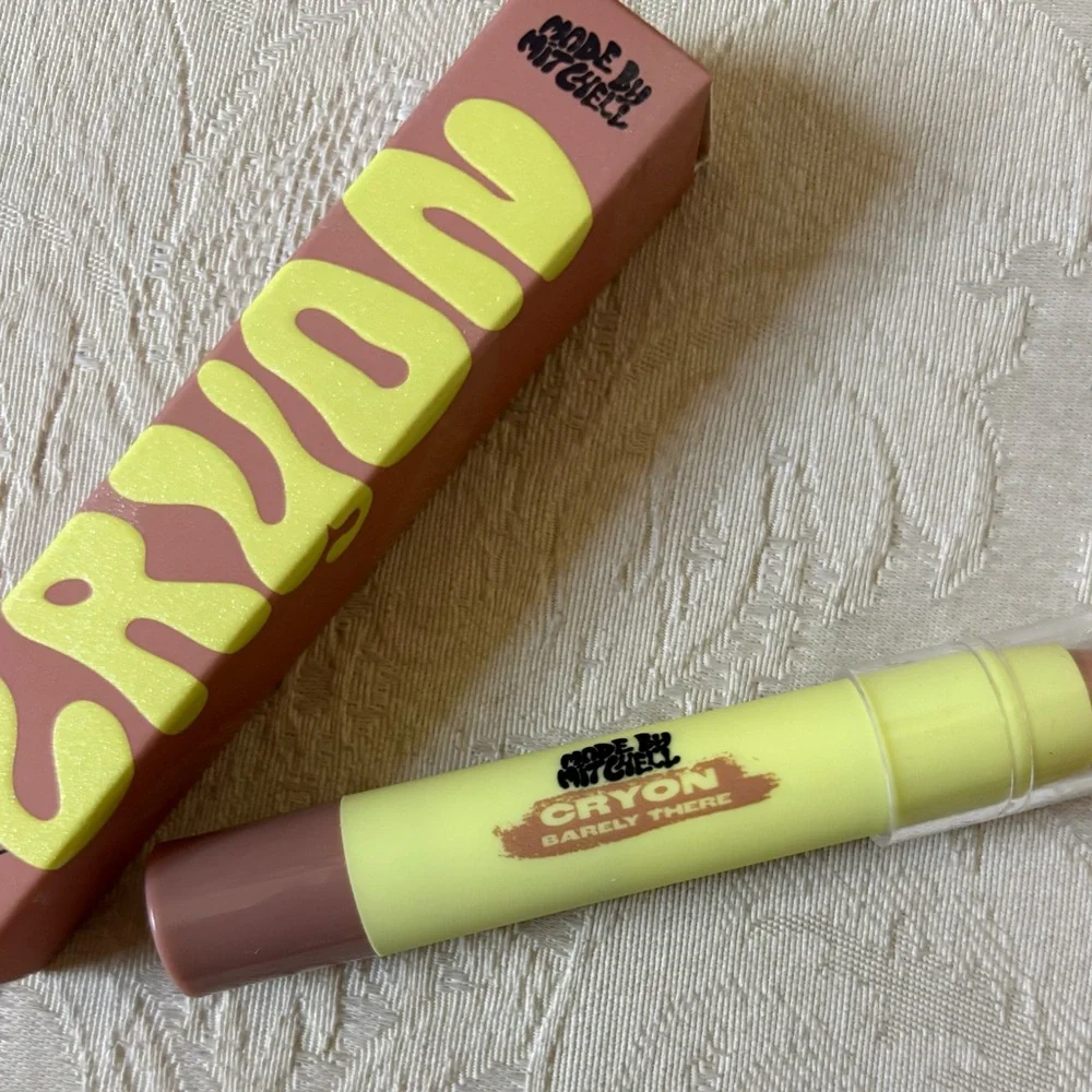 Made by Mitchell Eye Crayon Cream Eyeshadow Stick & Liner in Barely There